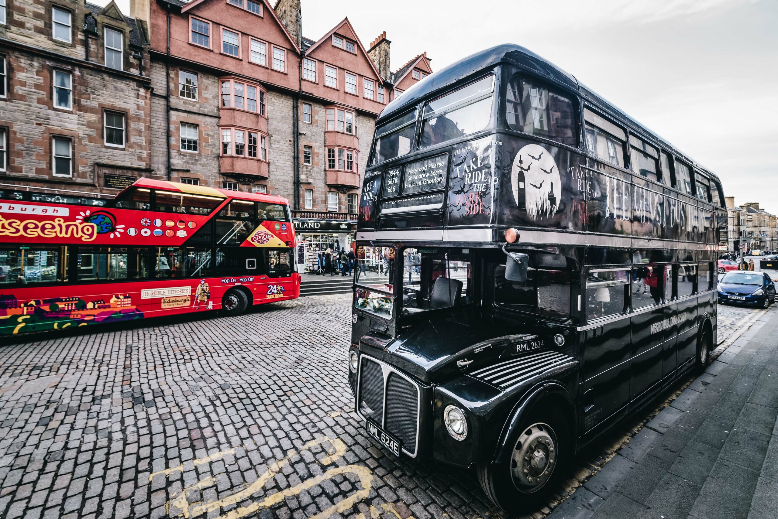 Say Boo!: How to Have a Spooktacular Halloween