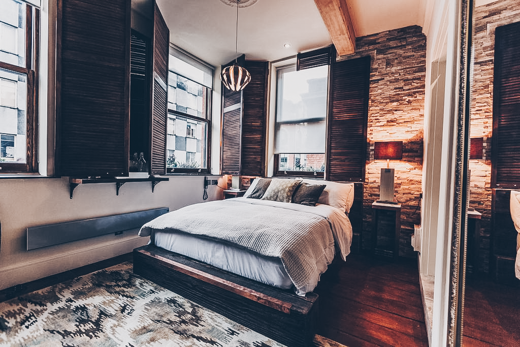 Manchester: A City Guide