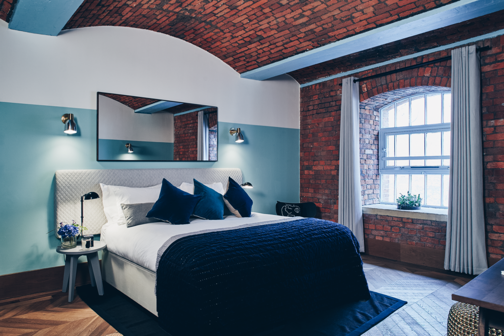 Manchester: A City Guide