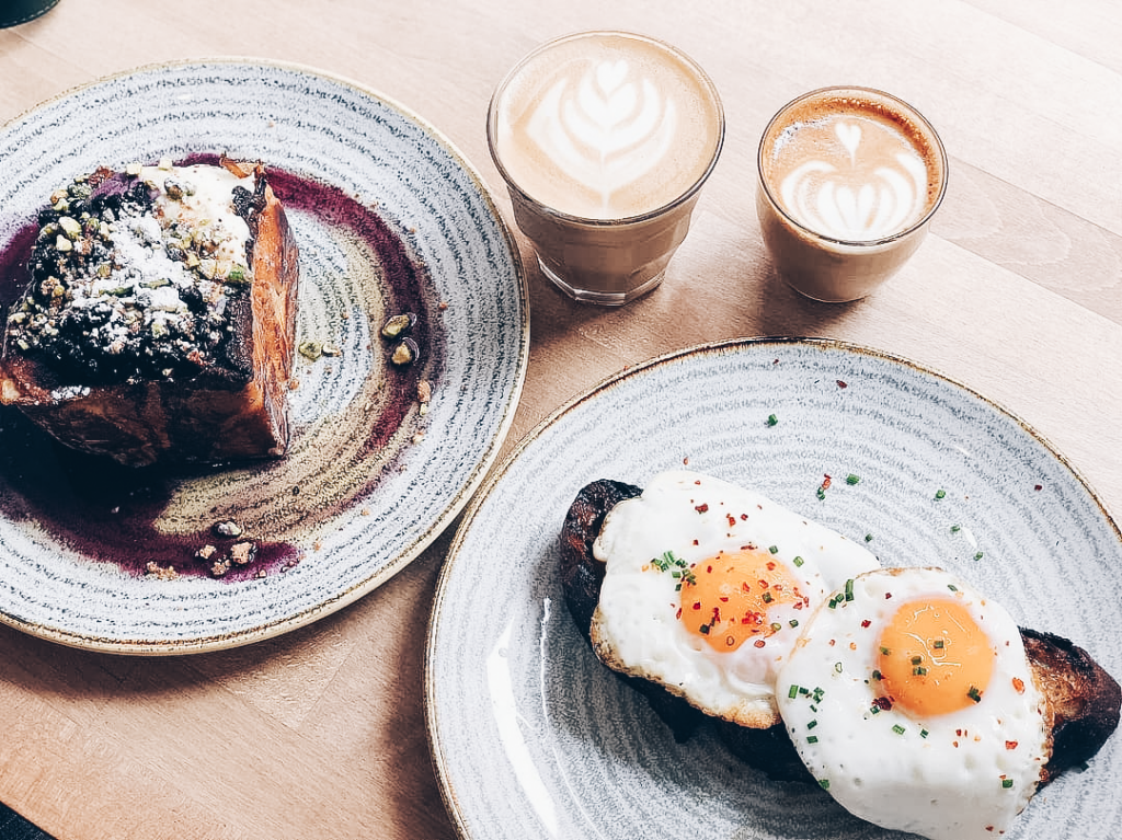 Manchester: A City Guide