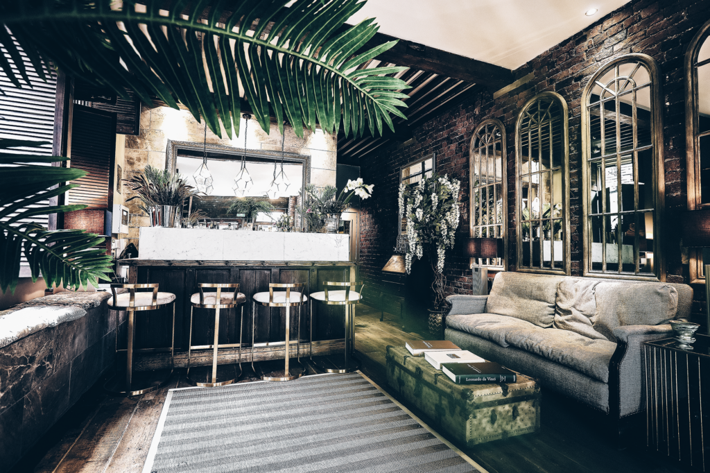 Manchester: A City Guide